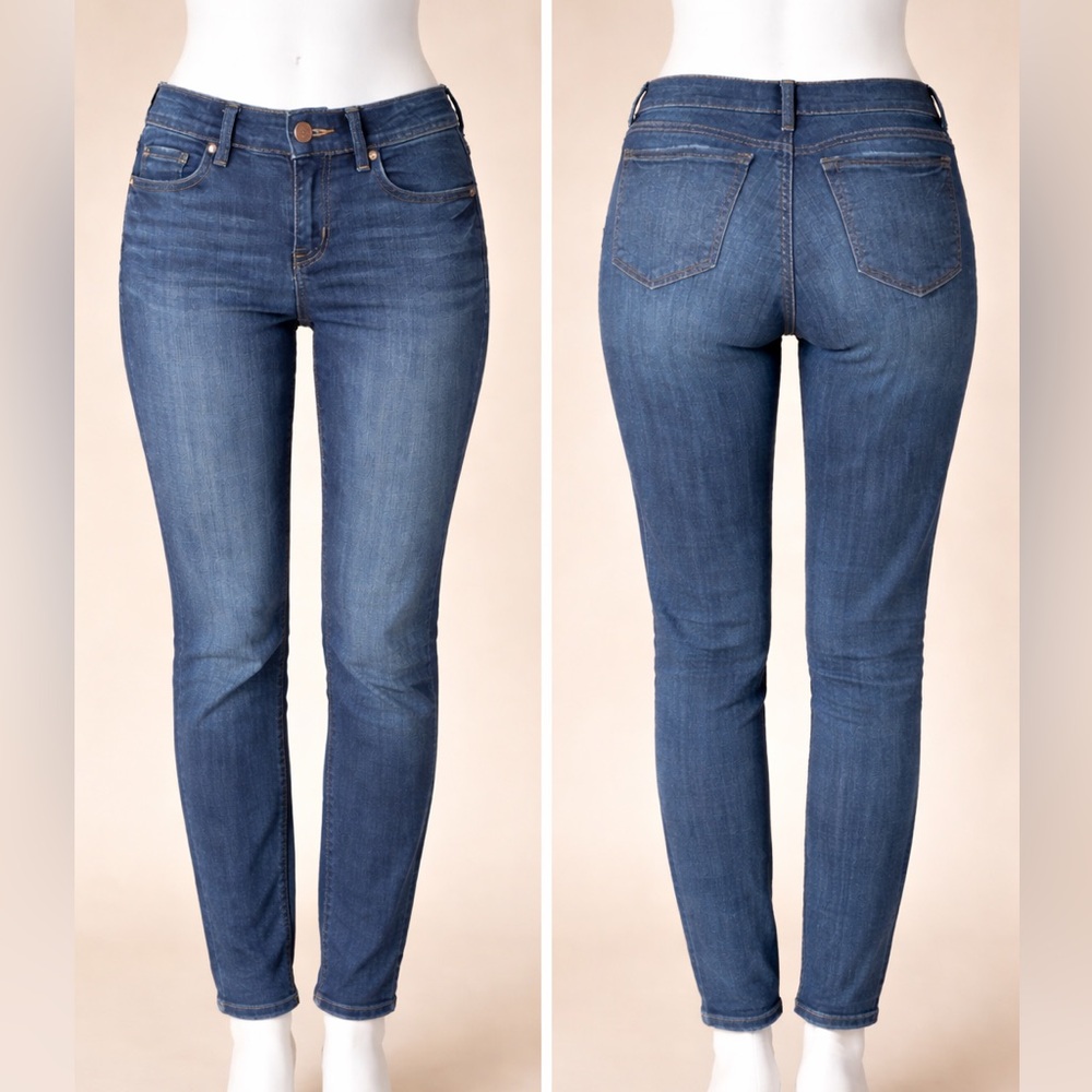 Ann Taylor LOFT P 24/00 Skinny Crop Jeans Medium Wash Medium rise